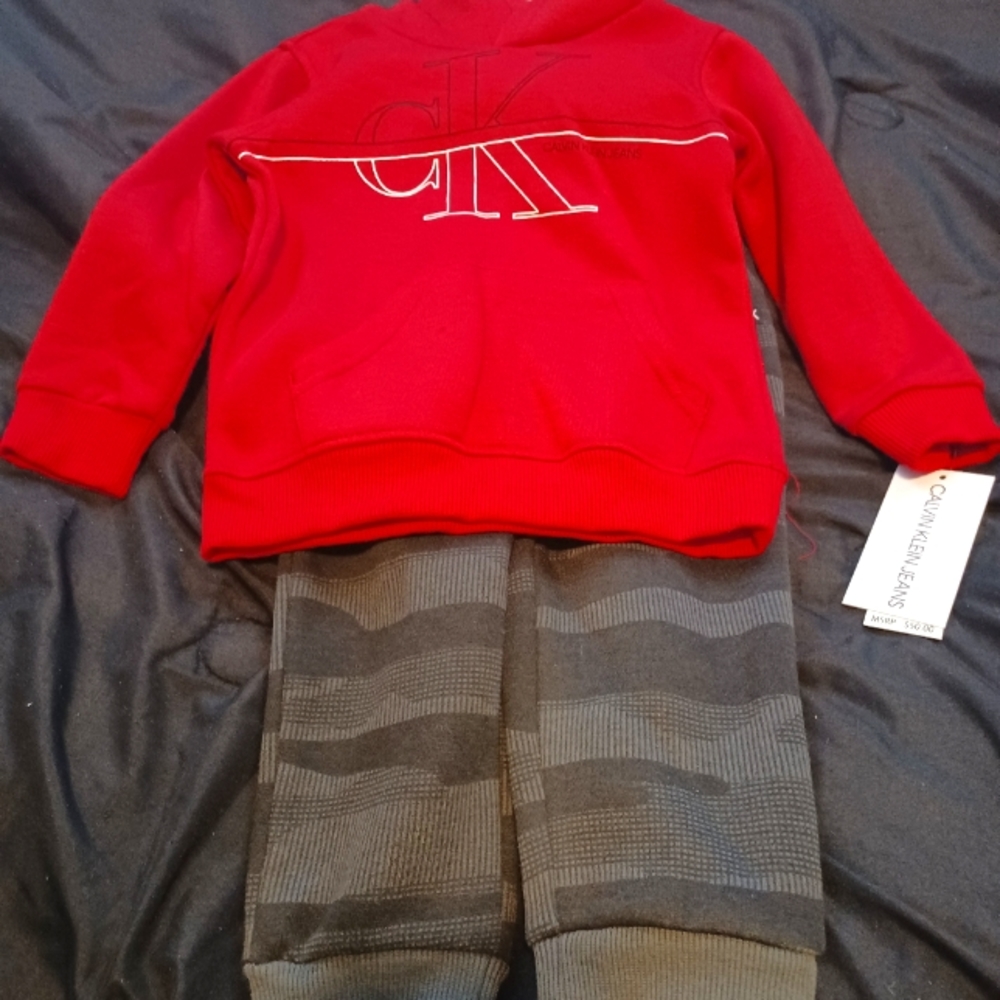 Calvin Klein 2 PC infant set